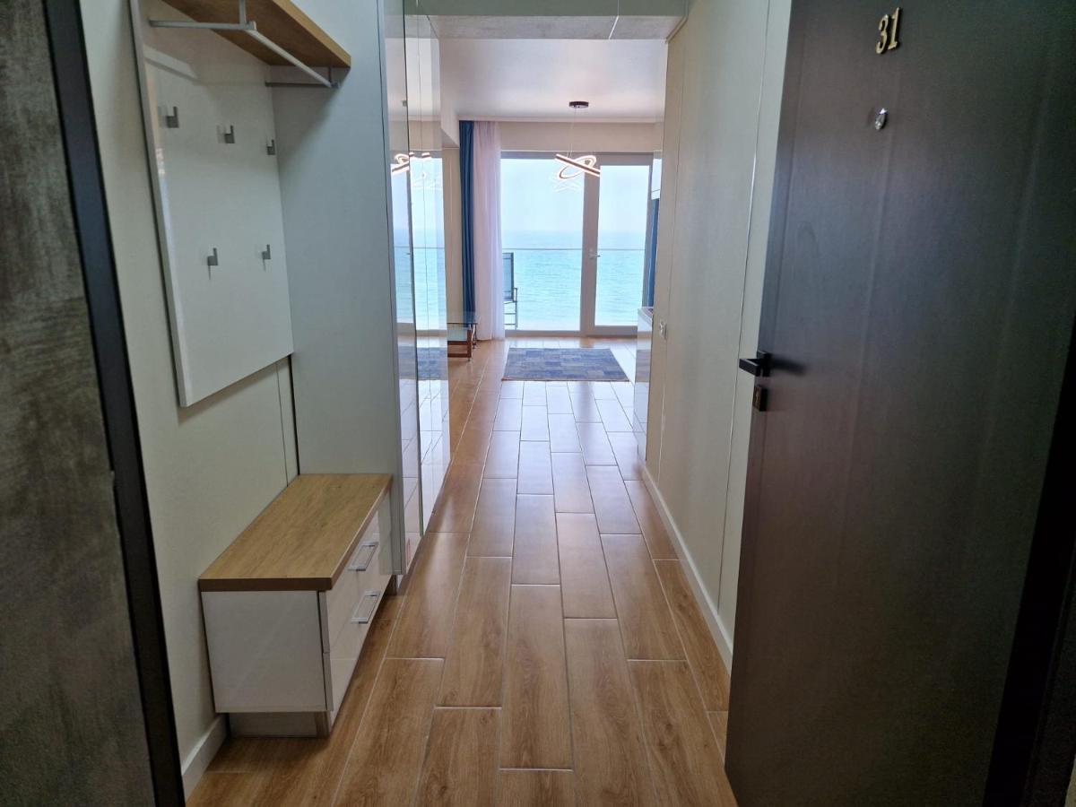 Promenada Sea View With Private Parking Apartment Năvodari Екстериор снимка